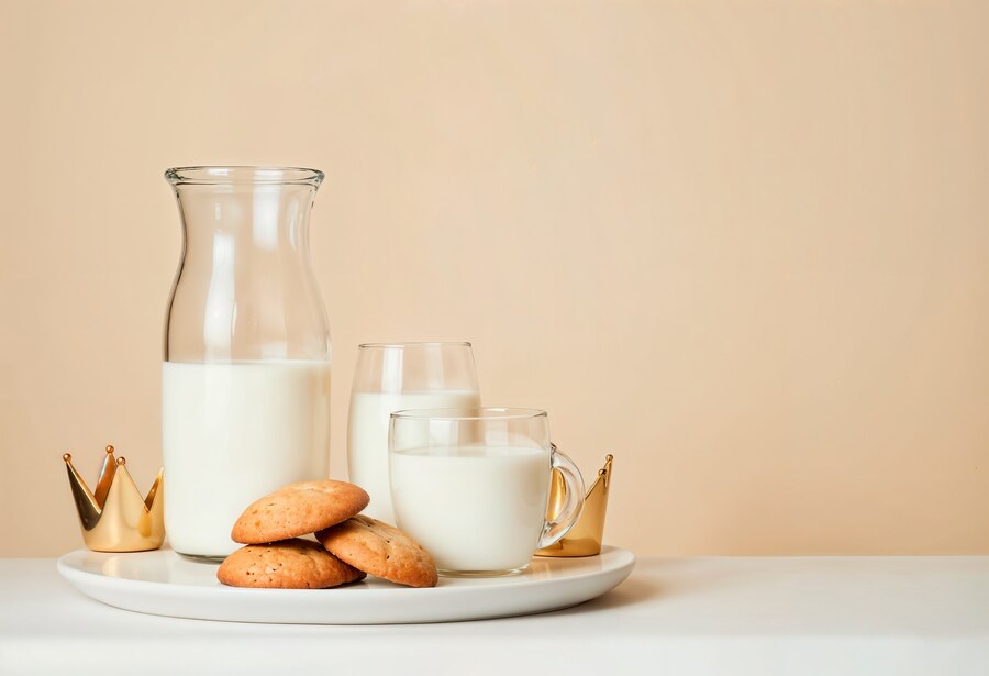 The Popularity of Plant-Based Milks: Almond, Soy, and Oat